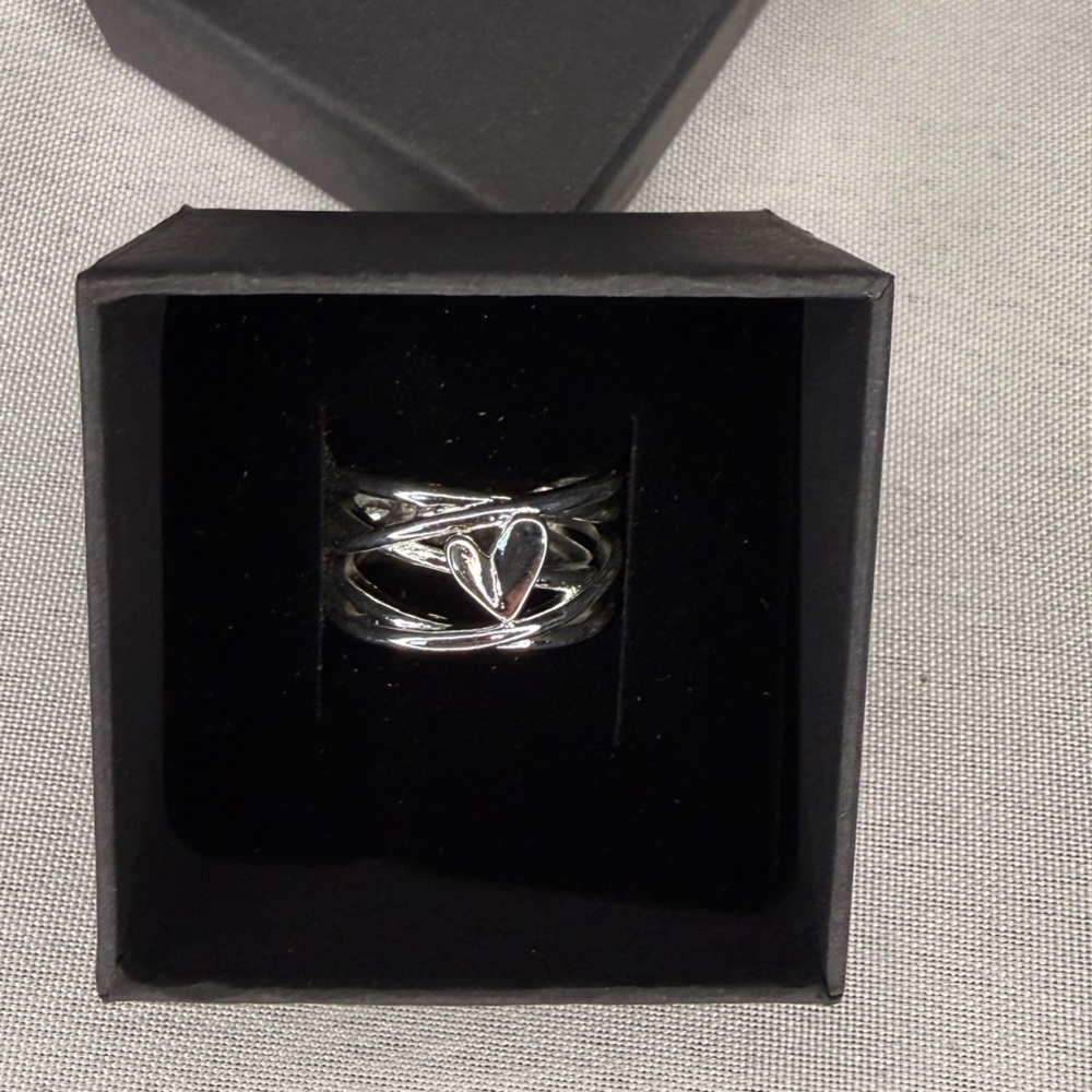 Heart Openwork Ring 925 Sterling Silver - Size 7 - Picture 9 of 9